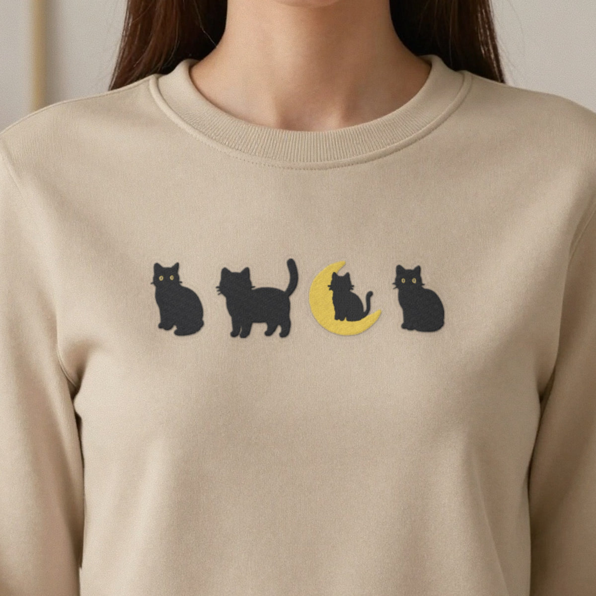 Black Cats Embroidered Sweatshirt in another colour