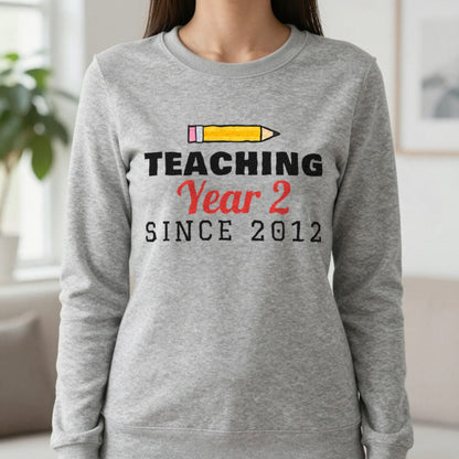 Personalised Teaching Since T-Shirt & Sweatshirt Sweatshirt in Sport Grey, worn, our photo