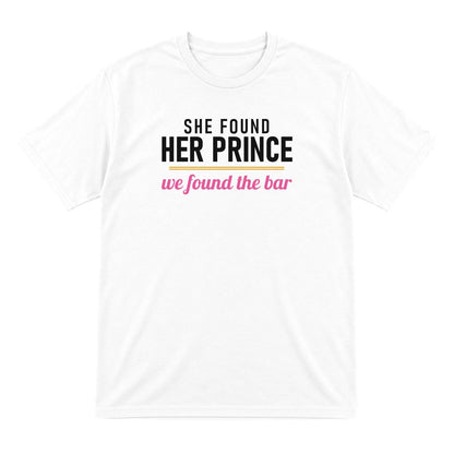 She Found Her Prince We Found The Bar Hen Do T-Shirt & Sweatshirt T-Shirt in White