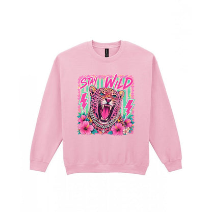 Stay Wild Leopard T-Shirt & Sweatshirt Sweatshirt in Light Pink